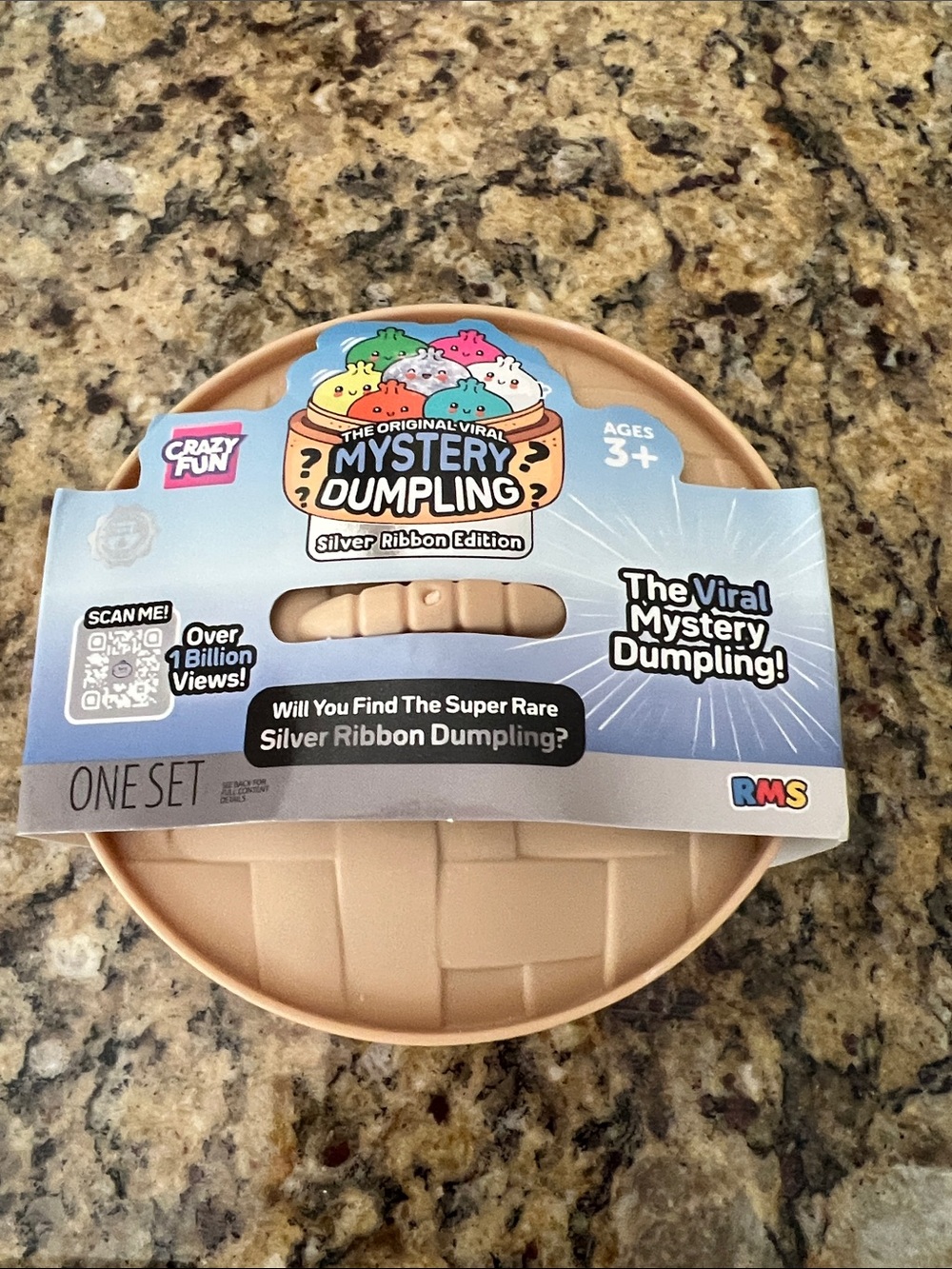 Mystery Dumpling - Silver Ribbon Edition (Beige)